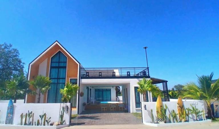 Large private pool villa, 650 m from Mae Rumphueng beach — photo 3