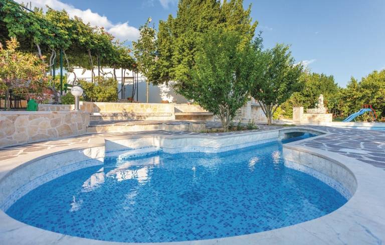 House with terrace, private pool & barbecue | Mountain view — photo 4