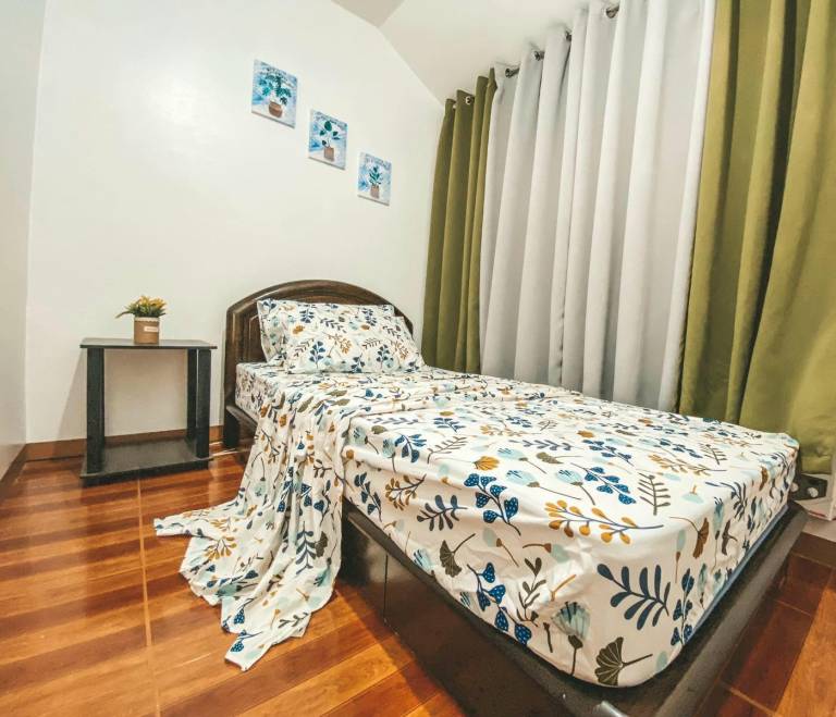 Vacation home with 2 rooms for 15 persons in Angeles City