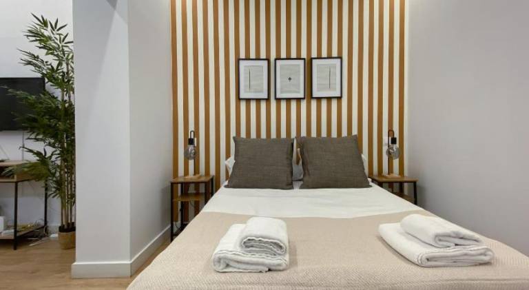 Holiday apartment with 1 room for 3 persons in Madrid