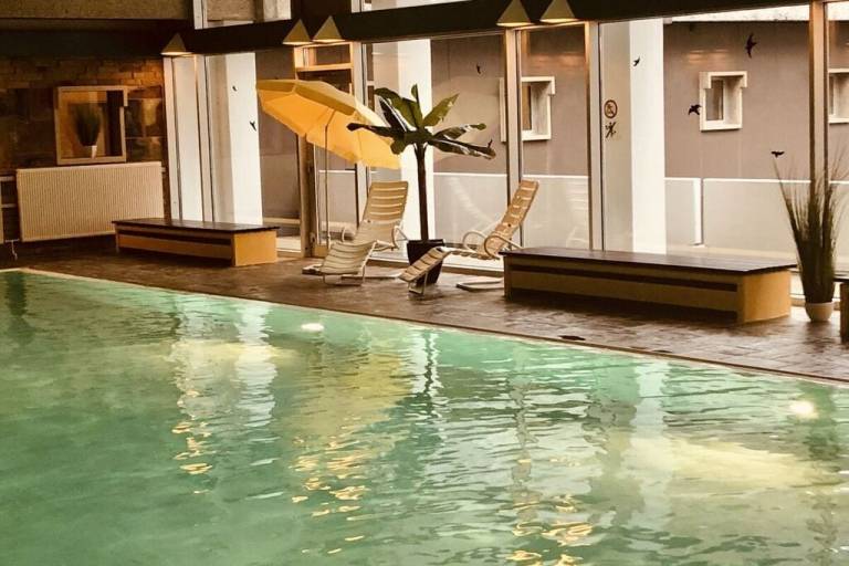 House with sauna & pool — photo 3