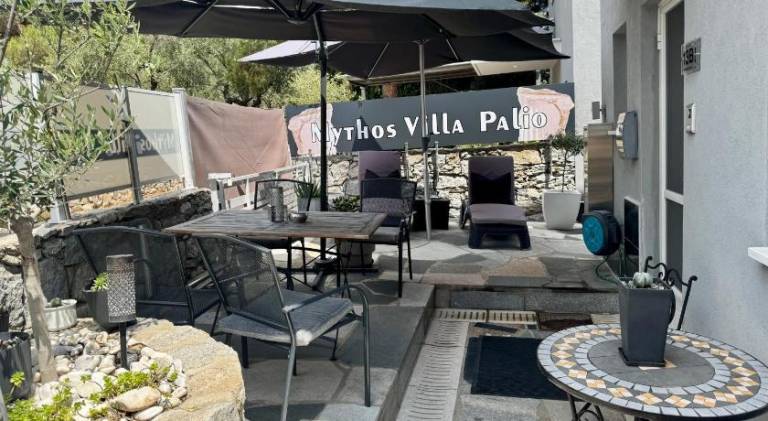 MYTHOS VILLA PALIO, seaview beach 300m in Kavala