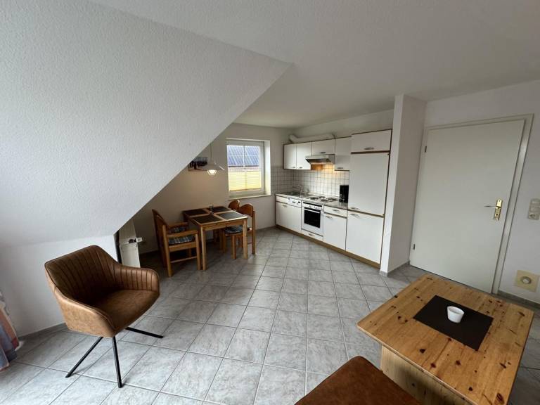 Apartment with garden — photo 2