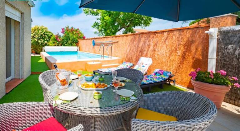 Villa with private pool, garden & barbeque — photo 3
