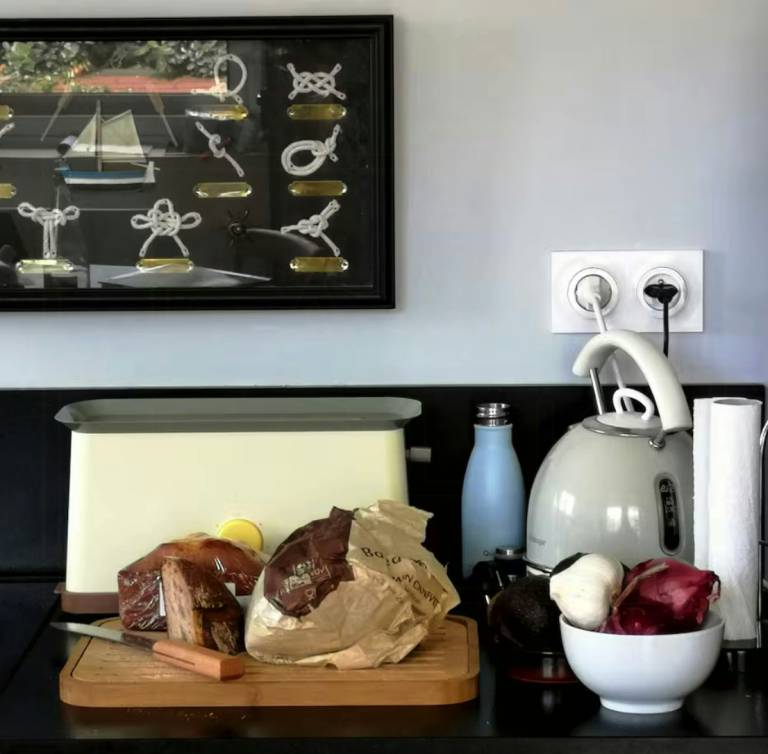 Vacation home with yard & terrace | Water view | Close to the beach | Suitable for remote work | Pets are welcome — photo 5