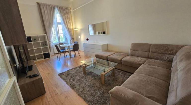 Apartment with 1 room for 4 persons — photo 2