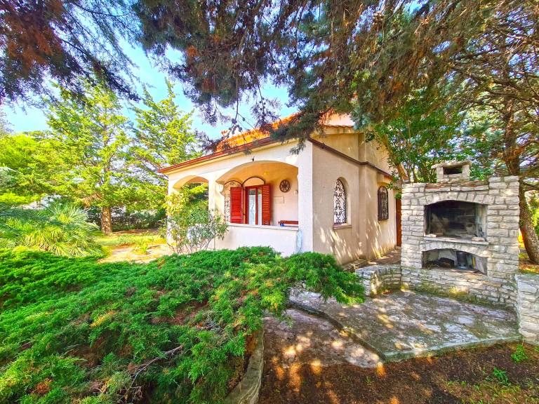 Family-oriented nice vacation home with patio & barbecue | Sea view | Pets allowed — photo 3