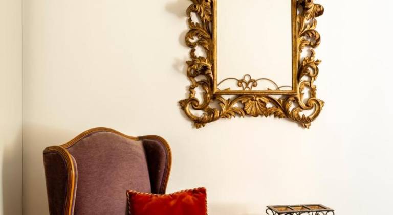 Apartment | Next to Colosseum in Vittoria