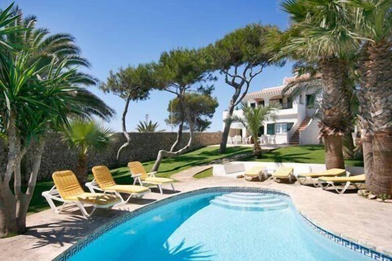 Villa Mahon