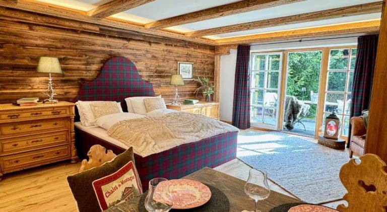 Nice rental apartment with yard, patio & grill | Ski nearby | Pets are welcome in Kitzbuhel