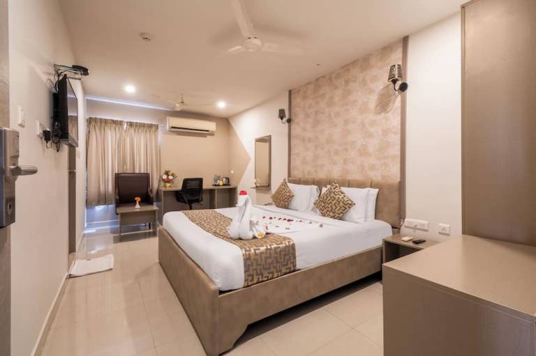 Hotel Seasons inn