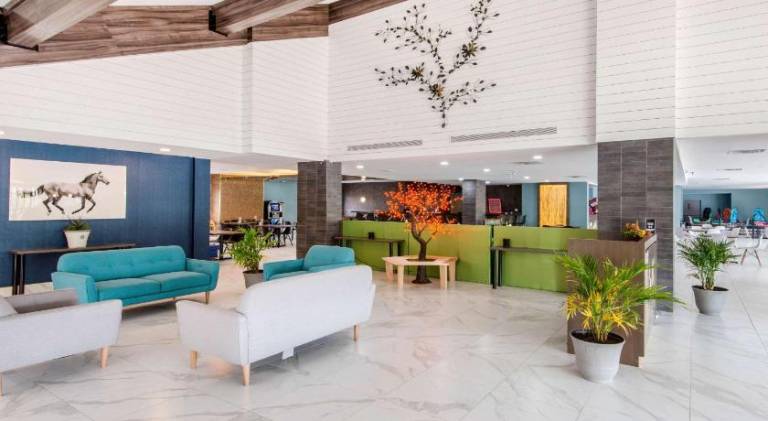 Quality Inn & Conference Centre — photo 3