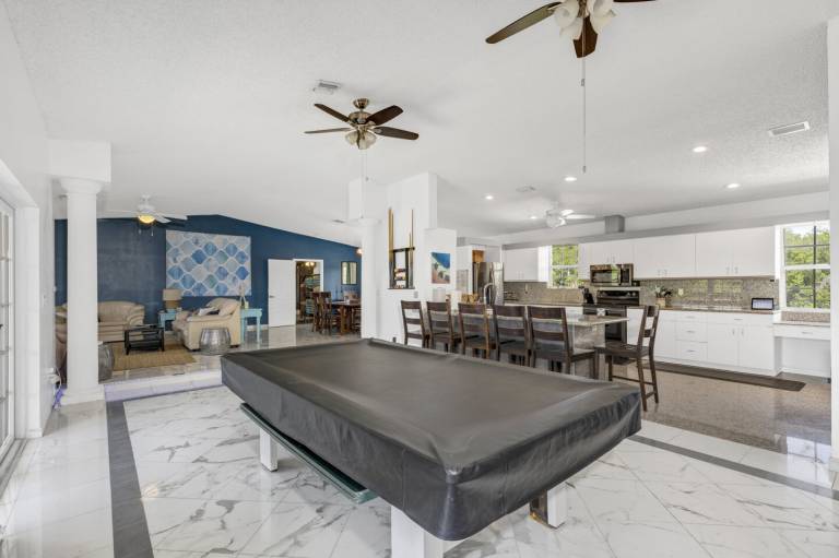 6 Bedroom Ocean Front Estate with Pool in Key Largo — photo 4
