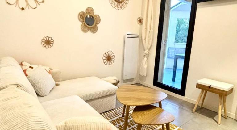 Pleasant holiday apartment with pool & hot tub | Close to the beach | Pet-friendly — photo 2