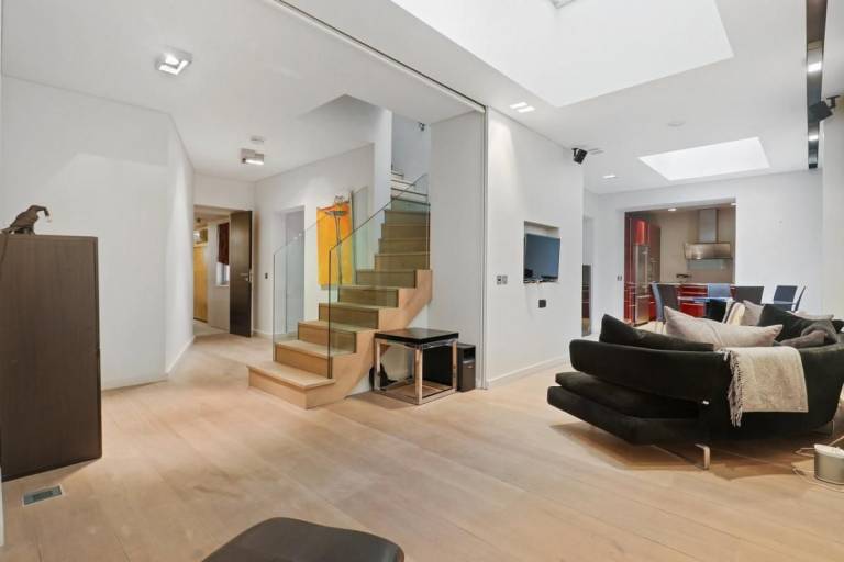 Apartment  Maida Vale