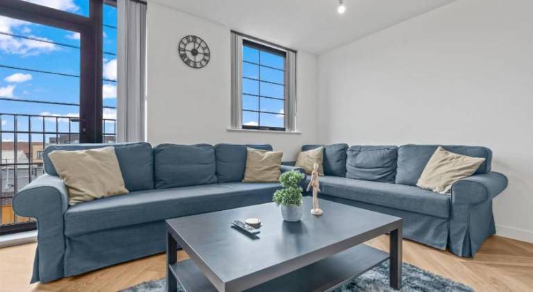 Rental apartment with 2 rooms for 8 persons in Birmingham