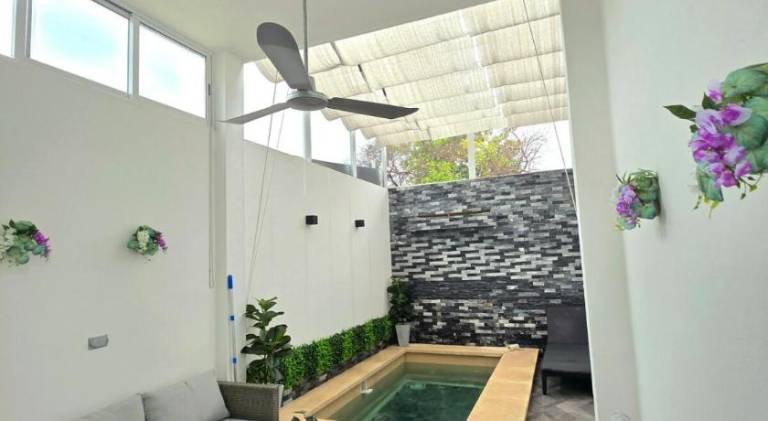 180 m&sup2; Ferienhaus
