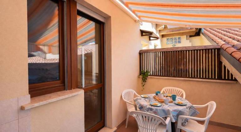 Holiday apartment with 2 rooms for 4 persons — photo 3