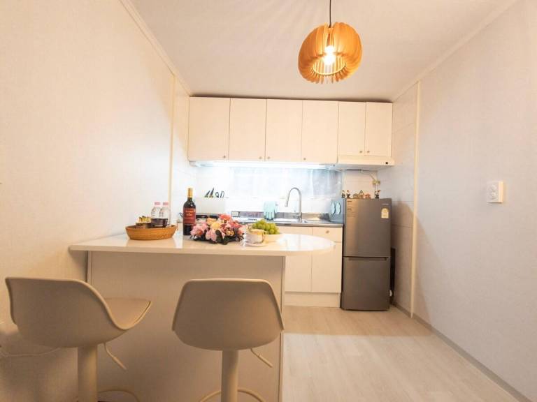 Apartment Nambusunhwan-ro