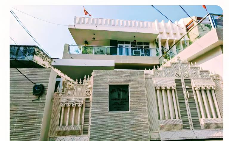 Beautiful vacation home with garden | Pets are welcome in Lucknow