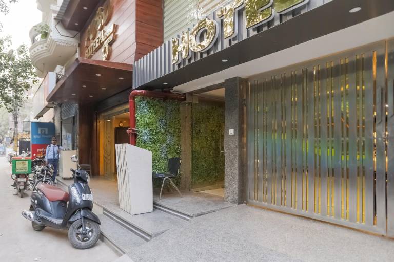 OYO Townhouse 670 Hotel 16