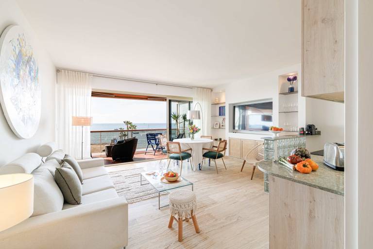 Apartment with terrace | Beach view | Good for workation — photo 4