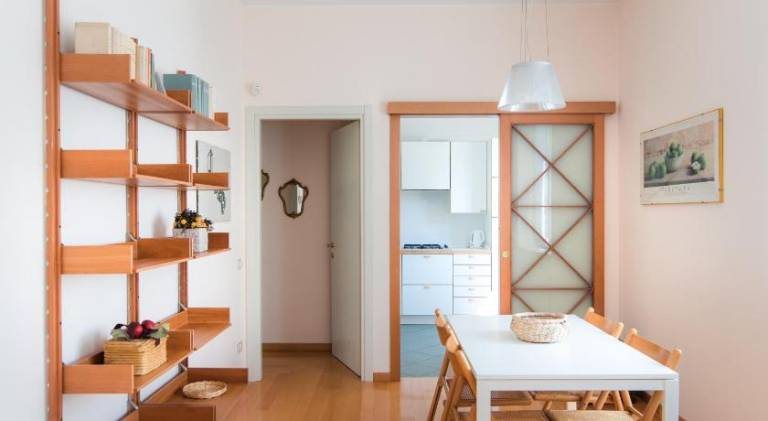 Holiday apartment with terrace | Close to Como Cathedral — photo 3