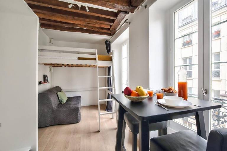 Rental apartment for 3 persons in Clichy
