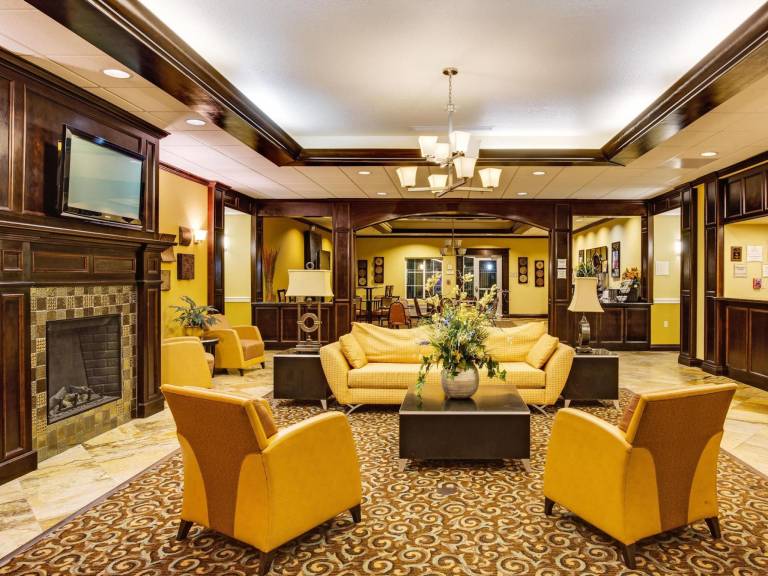 La Quinta Inn & Suites by Wyndham Vicksburg — photo 2