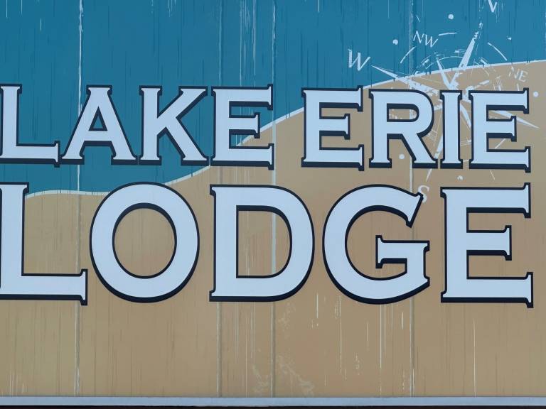 Motel  Erie