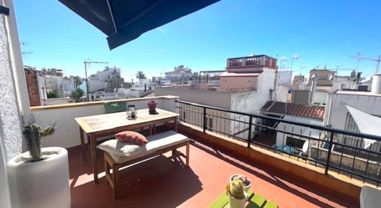 Apartment with terrace in Sitges