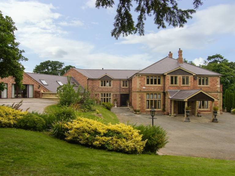 Cottage  Llannefydd