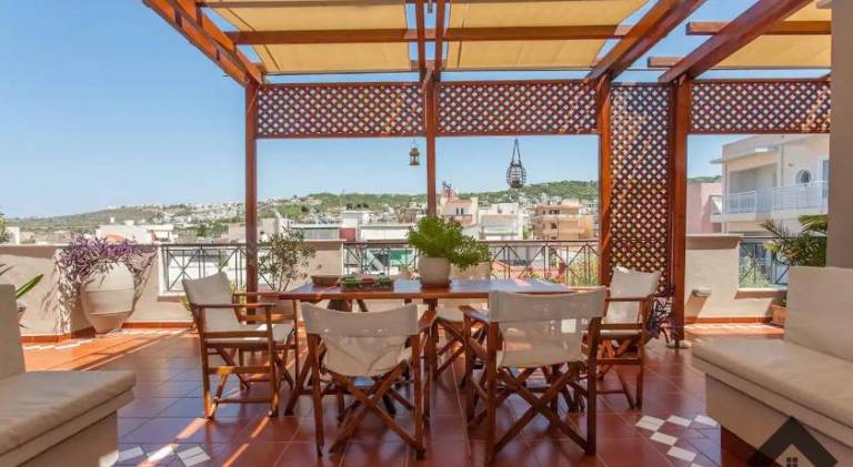 Sea view maisonette in Chania