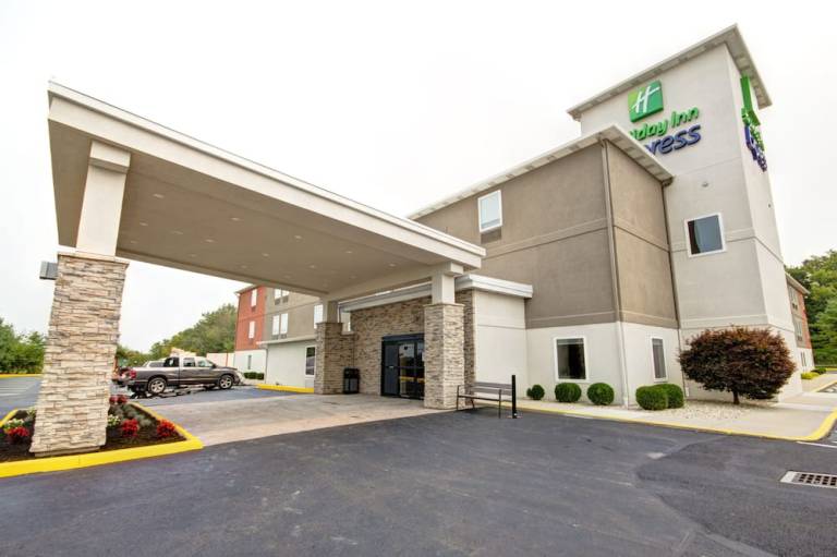 Holiday Inn Express Columbus South Obetz by IHG