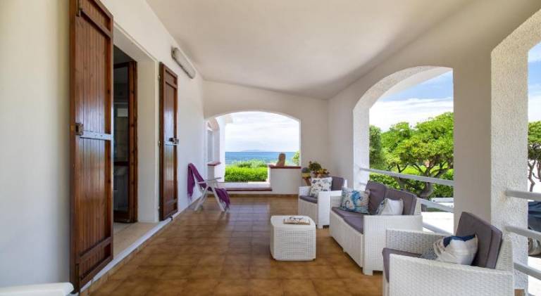 Villa | Beach nearby | Pets allowed — photo 2