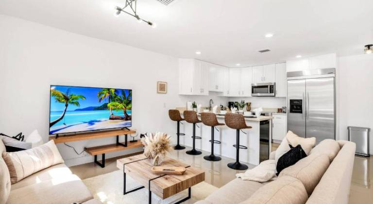 Vacation home with 3 rooms for 8 persons in Dania Beach, FL