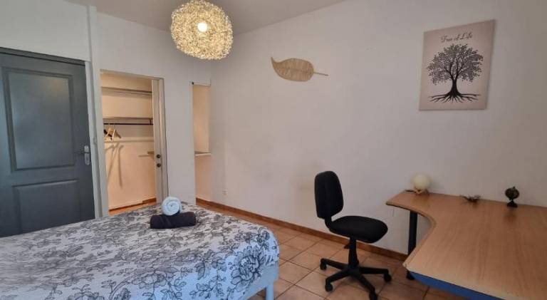 Apartment with terrace & barbeque | Good for workation — photo 5