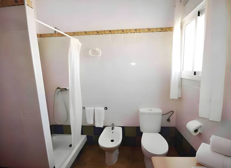 Children-friendly lovely rental apartment with fast internet, grill & patio | Pets allowed — photo 5