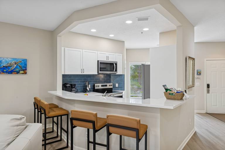 8 Ocean Breeze @ Forest Beach Pet-Friendly Community Pool & Tennis Modern Interiors — photo 4