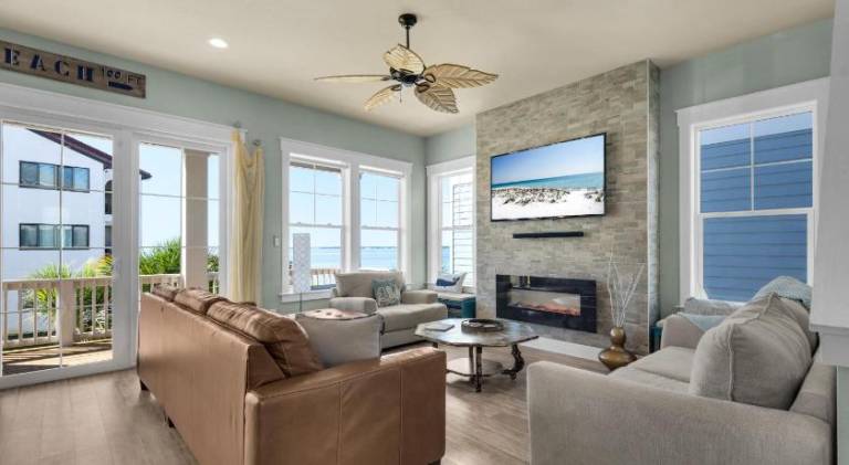 Big house with pool | Beach nearby | Perfect for remote work | Dogs allowed — photo 4