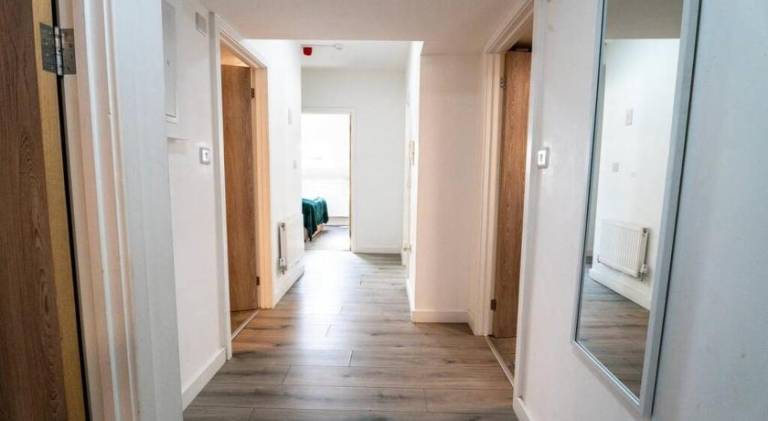 3 Bedroom Flat, Walking Distance to City Centre & Amazing Food at your door step — photo 4
