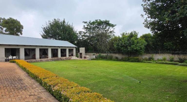 280 m&sup2; Ferienwohnung