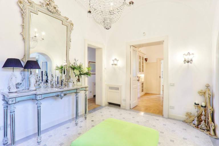 Fully equipped beautiful house with terrace, hot tub & garden | Suitable for remote work | Pets allowed — photo 3