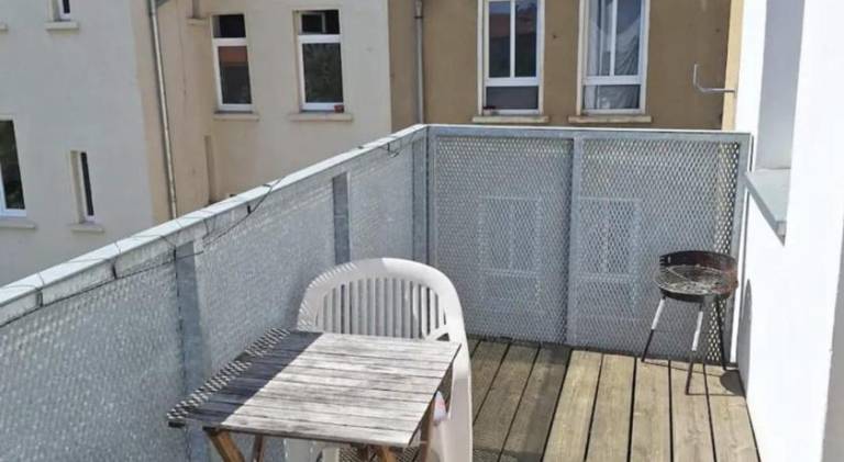 Ruhiges Privatzimmer mit Altbau-Charme — photo 3