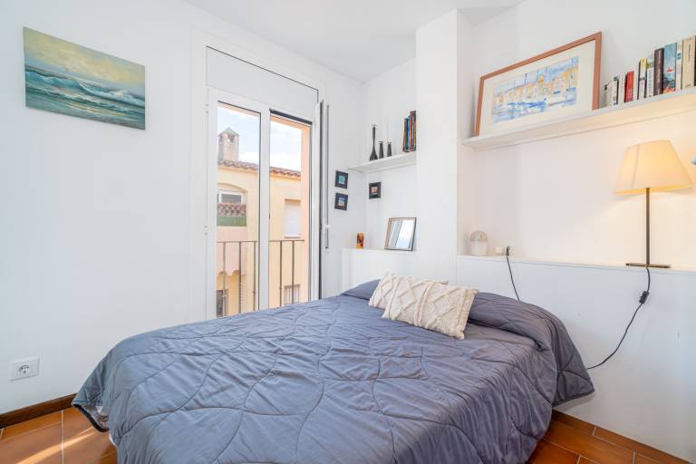 Beautiful apartment with pool & patio | Close to the beach | Pets allowed — photo 5