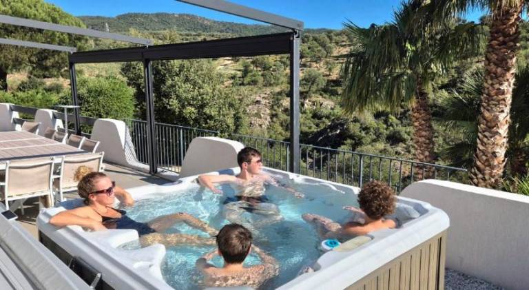 La Bohem'Azur Villa Golfe St Tropez 170m2 5 chambres Piscine Spa Magnifique Vue Degagee Deco Boheme — photo 5