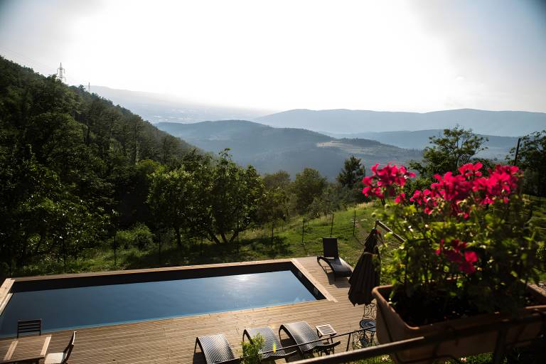 Fully equipped beautiful villa with private pool, garden & fast internet | Mountain view | Suitable for remote work | Pet-friendly — photo 2