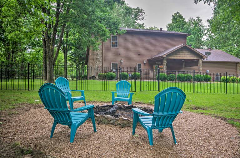 Spacious Family Home w/ Fire Pit by Norfork Lake! — photo 3