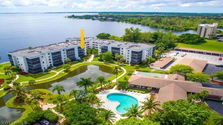 Condo  Palmona Park