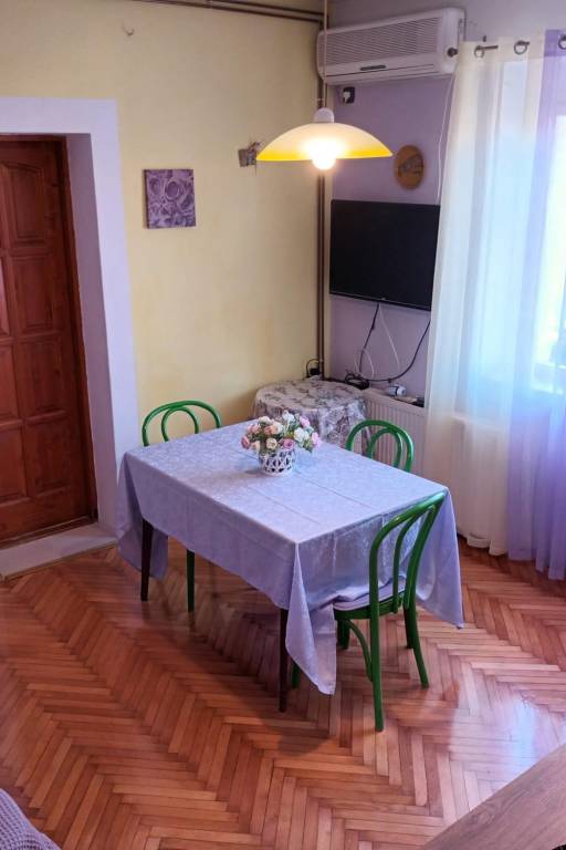 Holiday apartment with patio, yard & barbeque — photo 4